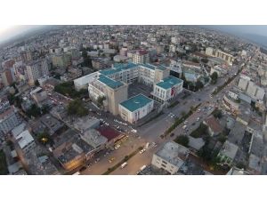 Osmaniye Belediyesine en iyi hizmet binası ödülü