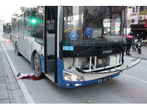 Otobüsün Çarptığı Yaya Ağır Yaralandı