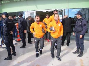 Galatasaray’a İzmir’de Sönük Karşılama