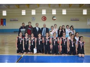 Okullar Arası Genç Kızlar Basketbol Müsabakaları Sona Erdi