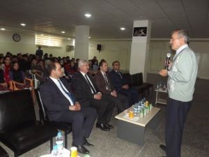 Yazar Ali Erkan Kavaklı Seydişehir’de Konferans Verdi