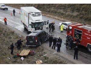 Antalya’da Trafik Kazası: 3 Ölü, 2 Yaralı