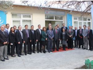 İzmir'de toplum ruh sağlığı merkezi açıldı