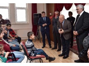 Başkan Sekmen, Engelli Öğrencilerle Buluştu