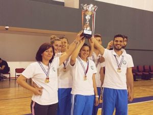 UÜ Badminton Takımı Başarıya Doymuyor
