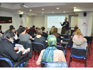 Tosyöv Ve Kalkınma Ajansı İşbirliği İle Girişimcilik Eğitimleri Başladı