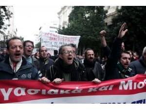 Yunanistan'da sosyal güvenlik reformu protesto edildi