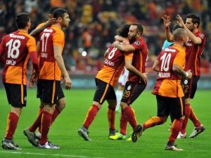 Galatasaray 7 Maçtır Yenilmiyor