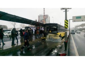 Merter’de Metrobüs Kazası