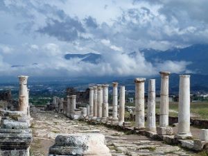 Laodikya’da Binlerce Eser Gün Yüzüne Çıkarıldı