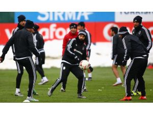 Hazırlıklarını tamamlayan Beşiktaş, kupa maçı için Karabük'e gidiyor