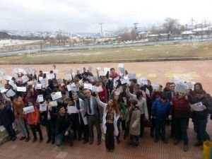 Yenipazar’da Öğrencilerin Karne Sevinci