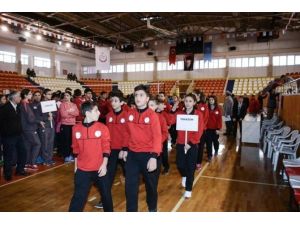 Tokat’ta Analig Voleybol Grup Müsabakaları Başladı
