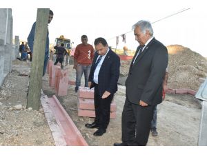 Başkan Uludağ yol yapım çalışmalarını yerinde inceledi
