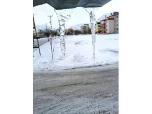 Kahramanmaraş'ta kar ve donduran soğuklar etkili
