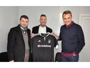 Fikret Orman, Alexis Delgado ile Vodafone Arena Stadı'nda buluştu