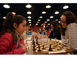 Gülkız Tulay: Satranç parklarda çocuklar satrançla küçük yaşta tanışacak