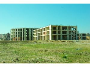 Manavgat Belediyesi Ait Yarım Kalan Hastane Binası Akdeniz Üniversitesi’ne Devredilecek