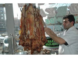 Siirt Mutfağının Vazgeçilmez Lezzeti Büryan Kebabı