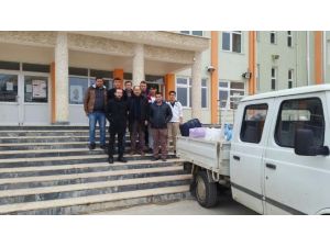AK Parti Edremit’ten Bayır Bucak Türkmenlerine Yardım