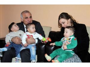 Zorluoğlu Çiftinden, Suriyeli Ailelere Ziyaret
