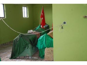 Yedi Kardeşler Türbesi Bakım Bekliyor