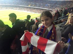 11 Yaşındaki Kız Dünyaca Ünlü Camp Nou Stadında Bilecikspor Atkısı Açtı