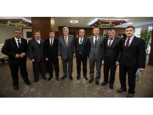 Başkan Karaosmanoğlu, "Tarihi Eserlerimiz Bize Emanettir"