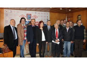 Aydın Gazeteciler Cemiyeti'nin yeni başkanı Semra Şener oldu