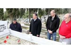 Osman Solakoğlu mezarı başında anıldı