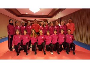 Karate Milli Takımı Kıbrıs'a çıkarma yapıyor