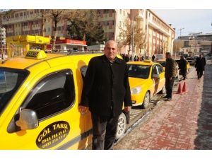 Vanlı Taksicilerden Trafik Sigortasındaki Artışa Tepki