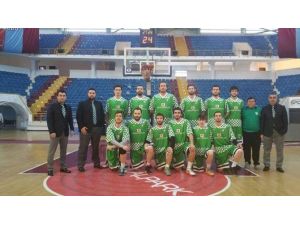 Artvin Belediyespor Basketbol Takımı Namağlup Ünvanını Sürdürdü