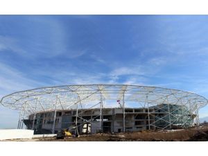 Sakaryaspor’un Yeni Stadı Hızla Yükseliyor