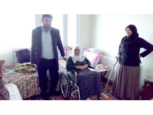 Anadolu Sakatlar Derneğinden Tekerlekli Sandalye Yardımı
