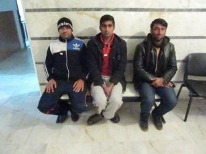 Kuşadası’nda 3 Kaçak Göçmen Ve 2 İnsan Taciri Yakalandı