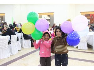 Mülteci çocuklara eğlence programı