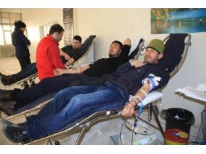 Sorgunlular Kan Bağışı Kampanyasına Yoğun İlgi Gösterdi