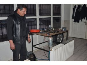 Ankaralı mucit günlük 2 liralık elektrik tüketimi ile suyla çalışan kombi üretti
