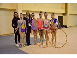 Ritmik Cimnastik Kulüplerarası Genç Ve Büyükler 1. Etap Müsabakaları Adana’da Başladı