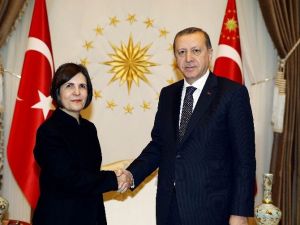 Cumhurbaşkanı Erdoğan, KKTC Cumhuriyet Meclisi Başkanı Siber’i Kabul Etti