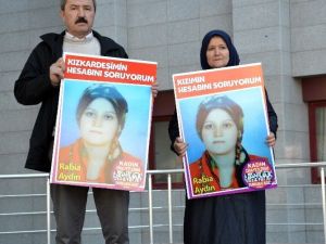 Öldürülen Rabia İçin Adalet İstediler