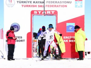 Erciyes'te kayaklı koşu elemeleri yapıldı