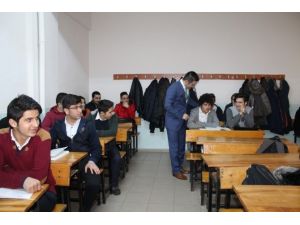 Milli Eğitim Müdürü Memiş, İbrahim Bodur Lisesini Ziyaret Etti