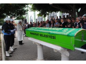 Side'nin ilk Belediye Başkanı Turgut Şen toprağa verildi