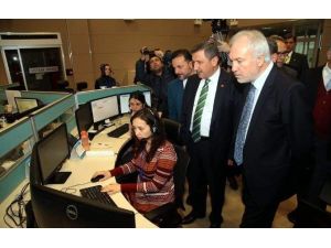Başkan Saraçoğlu, Acil Çağrı Merkezi’ni Ziyaret Etti