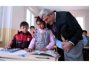 Başkan Karaosmanoğlu, Öğrencilerle Buluştu