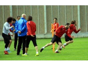 Samsunsporlu Futbolcular Galibiyete Kitlendi