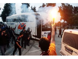 Galatasaray, Kafilesi Adana’ya Geldi