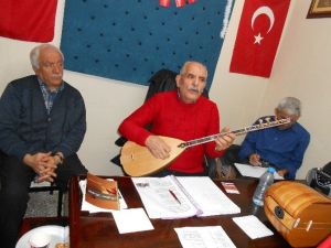 Eşyoder, Sevgililer Günü’nü Şiir Ve Türkülerle Kutladı